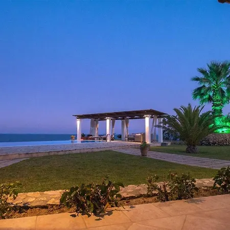Kleismata Sleeps 6 T228154 Villa *